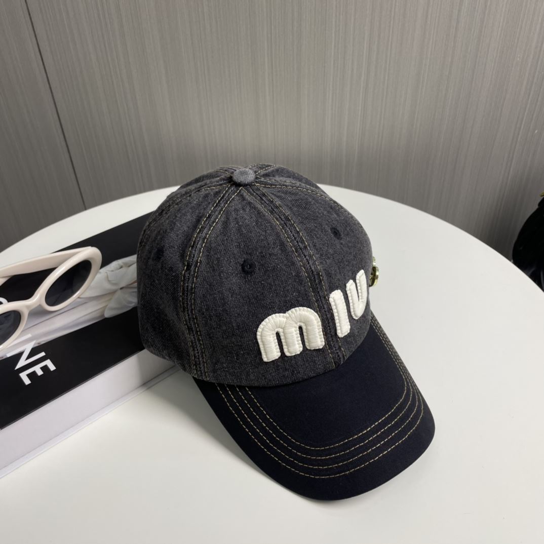 Miu Miu Caps